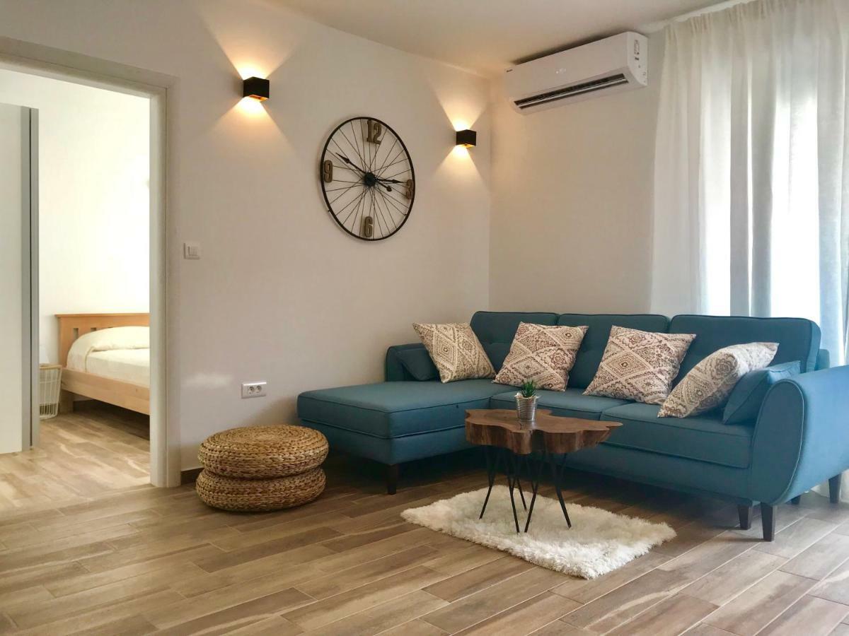 Luxury Apartment Ledo Рогозниця Екстер'єр фото
