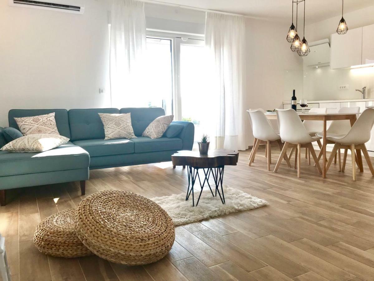 Luxury Apartment Ledo Рогозниця Екстер'єр фото