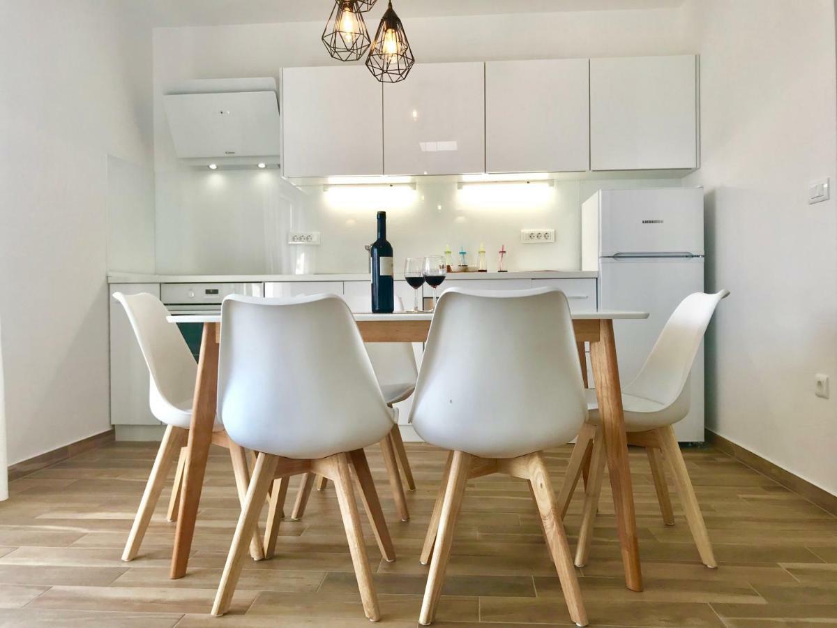 Luxury Apartment Ledo Рогозниця Екстер'єр фото